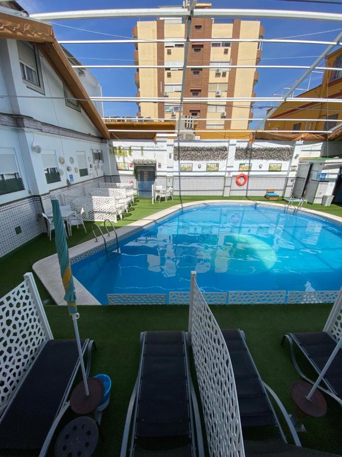 Hostal Avenida Andalucia Sevilla Exteriör bild