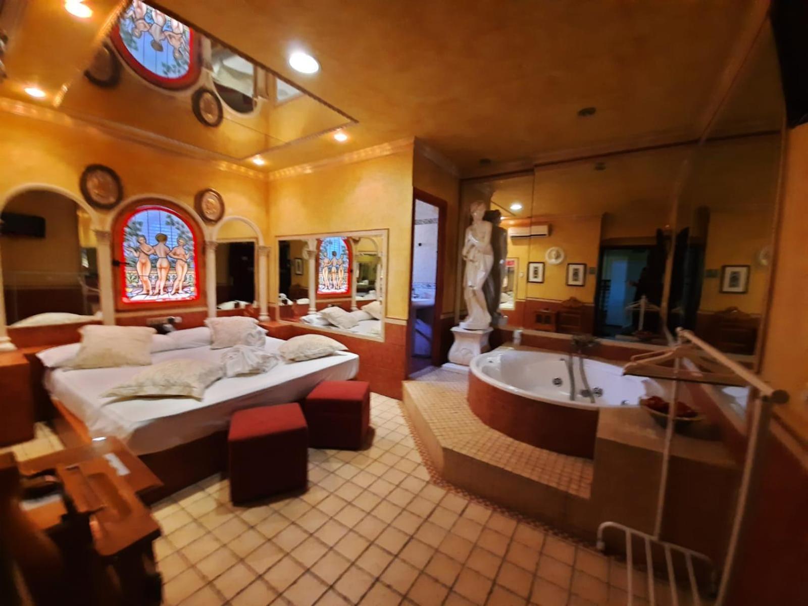 Hostal Avenida Andalucia - Solo Adultos Sevilla Exteriör bild