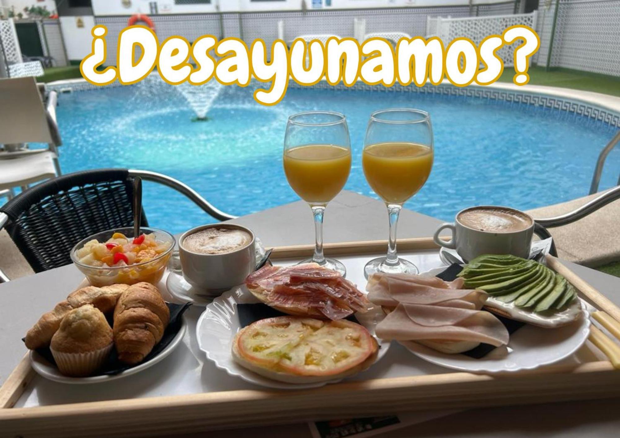 Hostal Avenida Andalucia - Solo Adultos Sevilla Exteriör bild